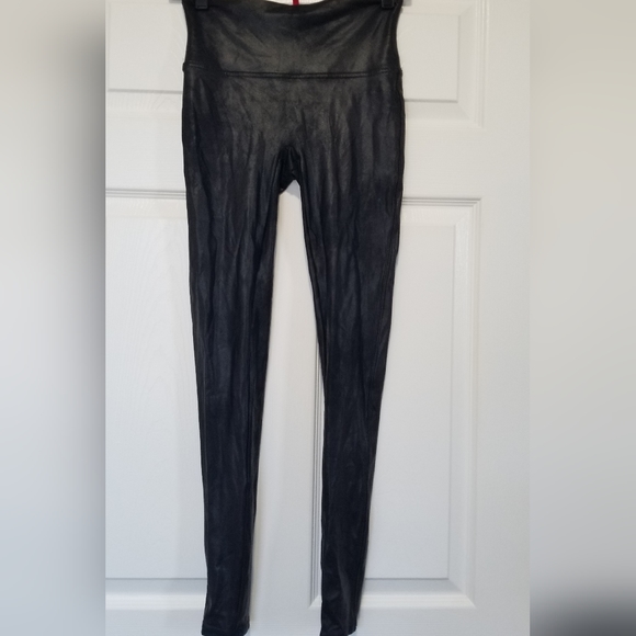 Spanx Faux Leather Leggings Black Size Medium - Picture 4 of 12
